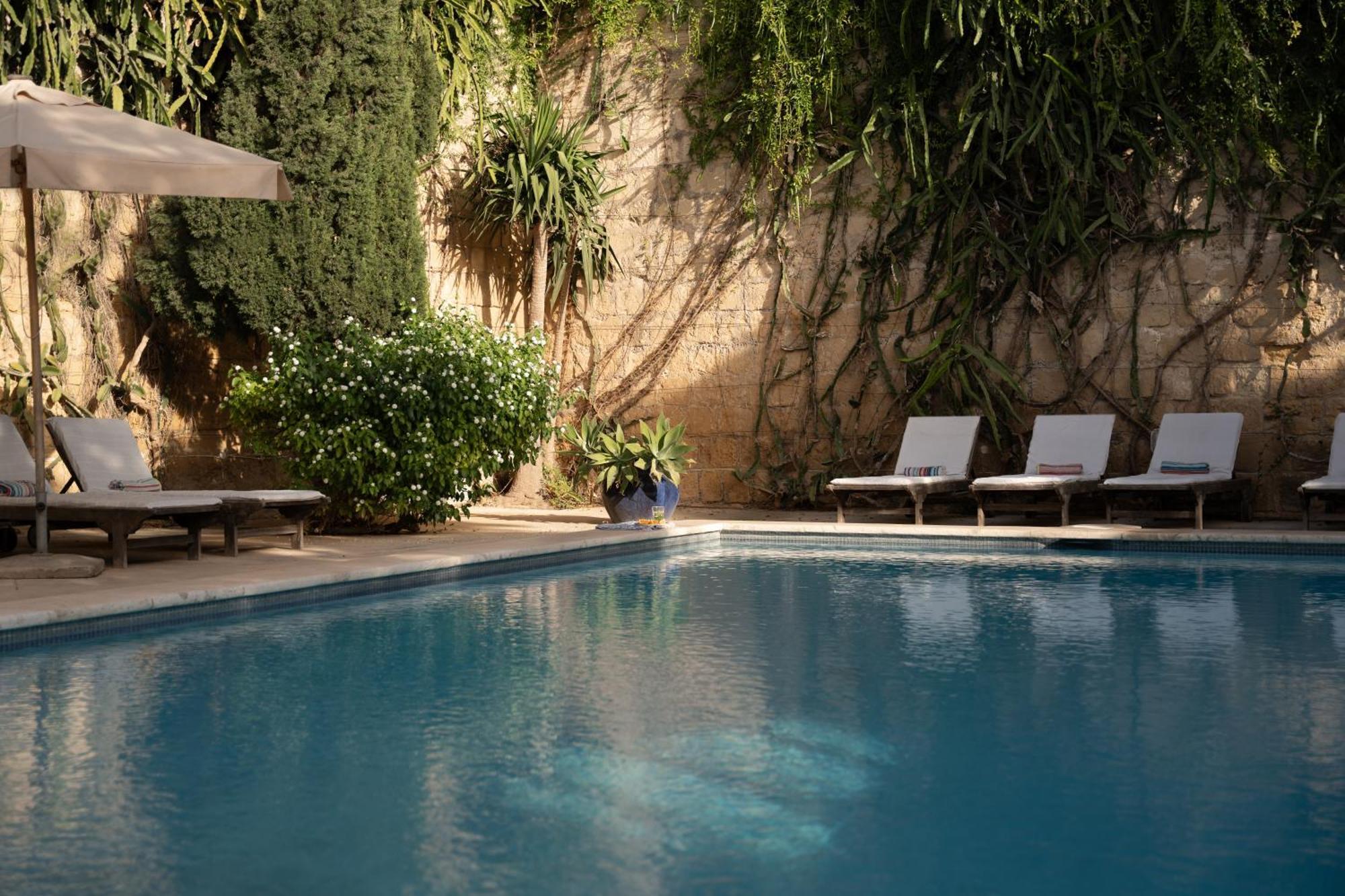 Casa San Rocco - Luxurious Grand 18Th C. Palace With Gardens & Pool Ghaxaq Exterior photo